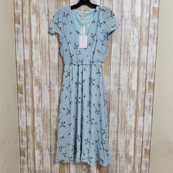 Wayf  New Women’s Blue Floral Midi Dress Size M - Picture 2 of 8